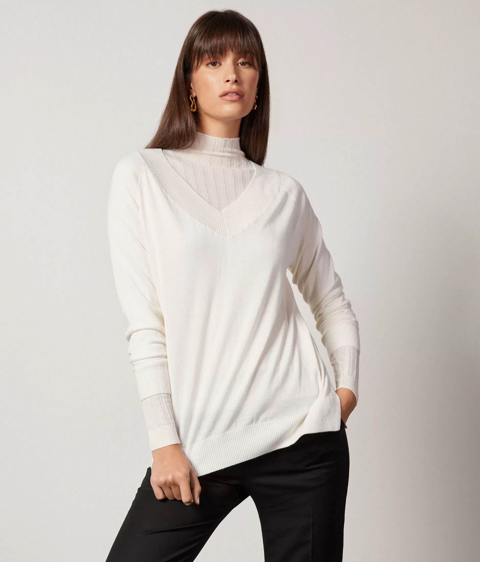 Store Falconeri Ultrafine Cashmere V-neck Sweater white -8005 - bow