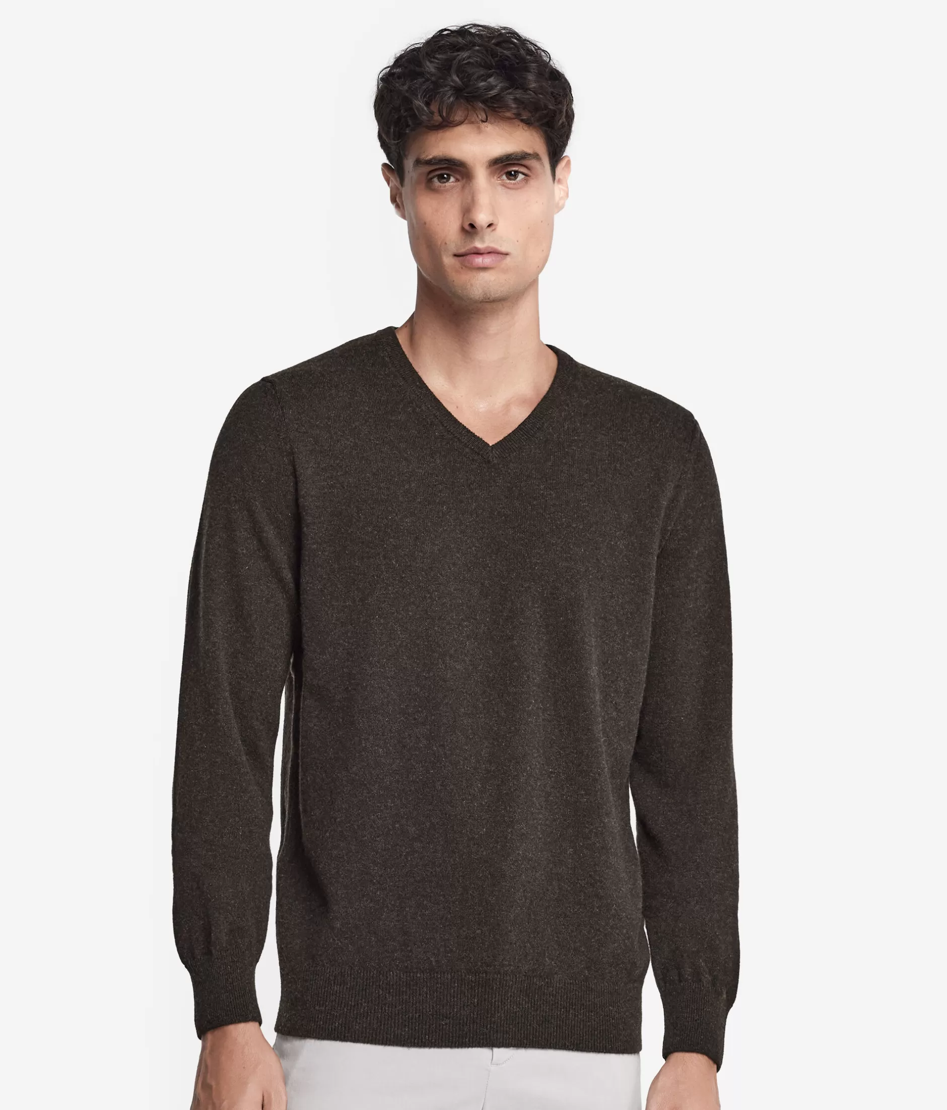 Shop Falconeri Ultrasoft Cashmere V-Neck Sweater brown -9063 - chocolate brown