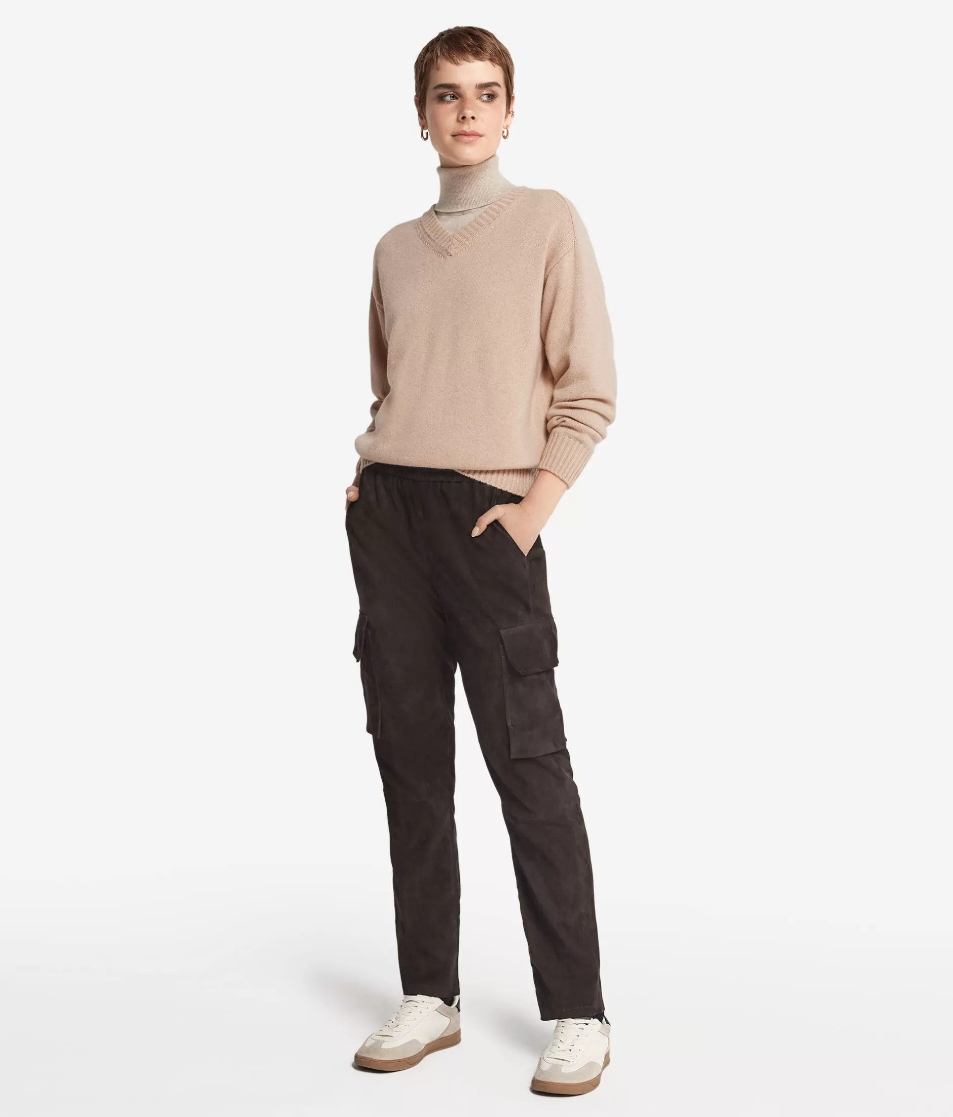 Shop Falconeri Ultrasoft Cashmere V-Neck Sweater With Set-in Sleeves natural -8646 - light vanilla