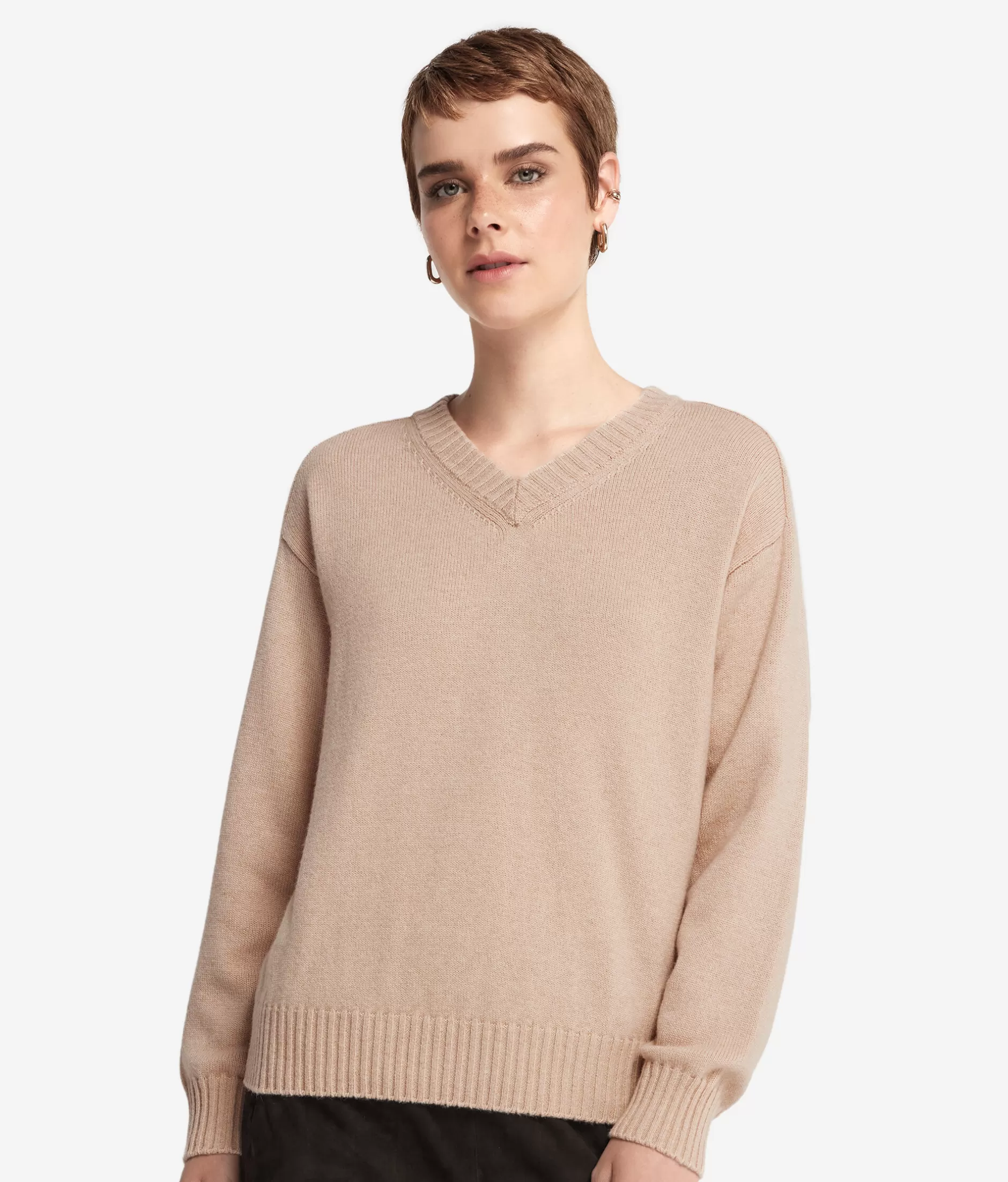 Shop Falconeri Ultrasoft Cashmere V-Neck Sweater With Set-in Sleeves natural -8646 - light vanilla